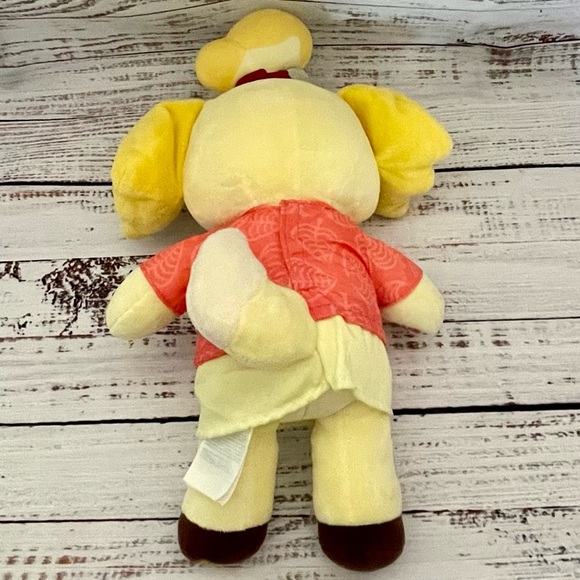 Build-A-Bear Animal Crossing: New Horizons Isabelle plush toy - Picture 6 of 6